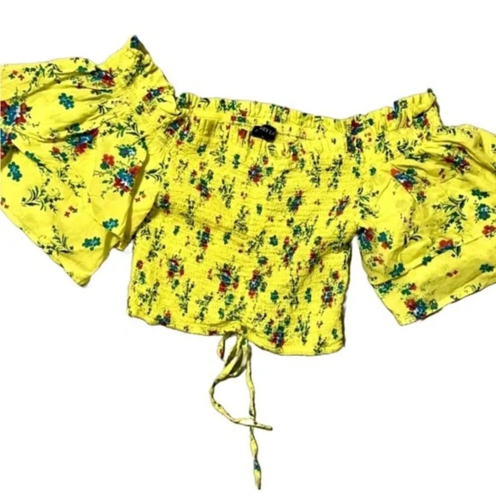 Audrey Lane Women’s Off Shou‎ Ruffle Crop Size XL Yellow Floral Excellent
